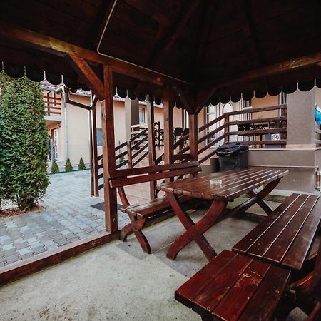 Pensiunea Karla Turda Bagian luar foto