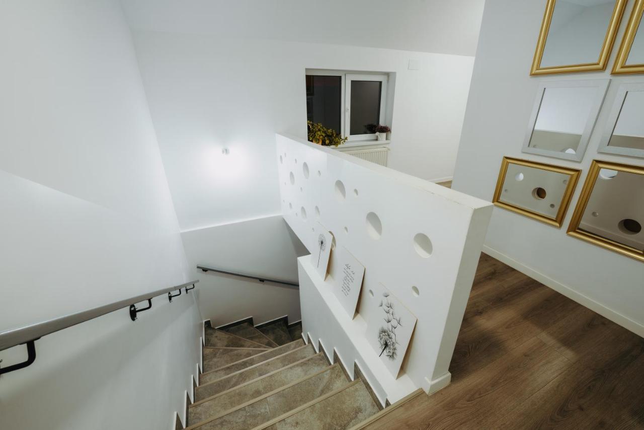 Pensiunea Karla Turda Bagian luar foto